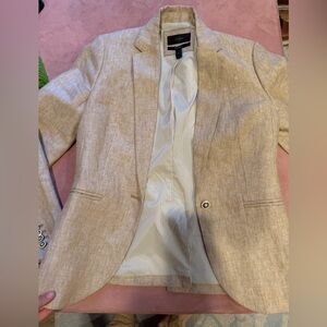 J. Crew Tan woman’s Linen Campbell Blazer, would easily fit 2-4 sizes